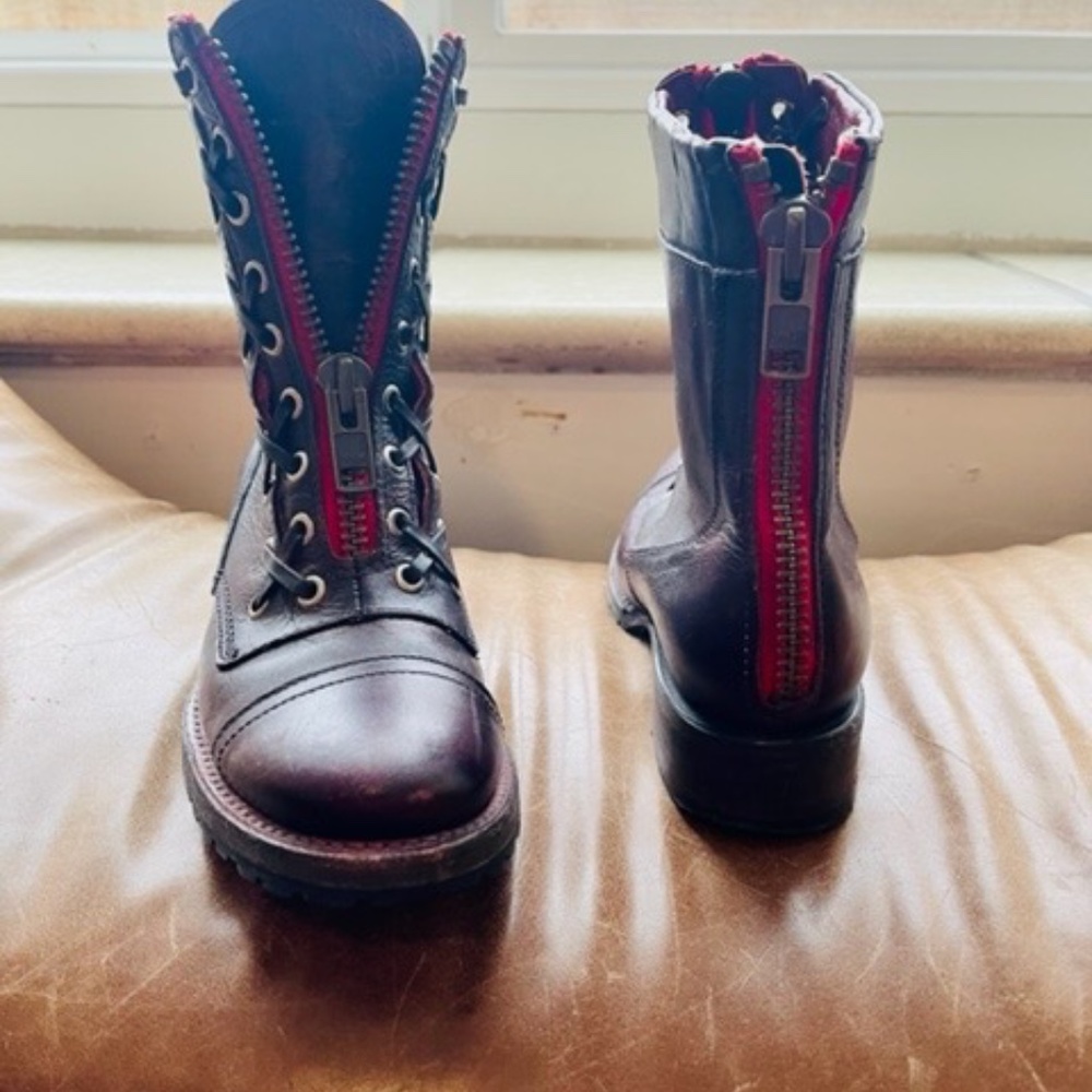 FREEBIRD Boots/Only Worn 1 Time/Fantastic Condition